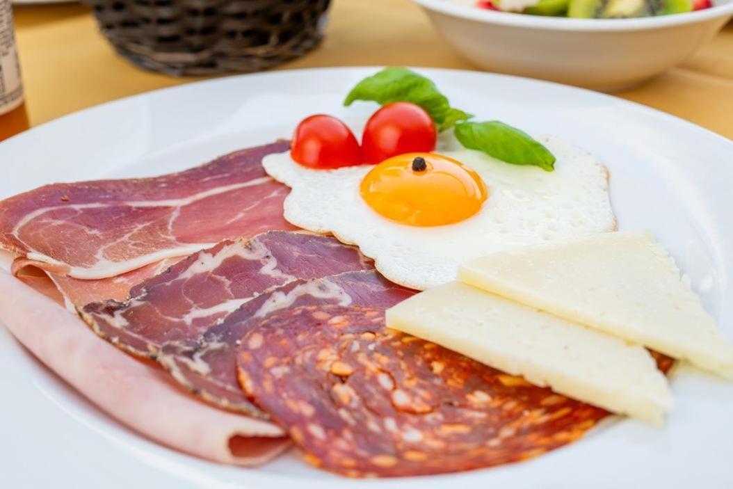 Restaurant & Rooms Nino Porat  Bagian luar foto